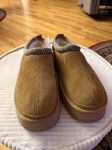Nwt koolaburra ugg burra - nwt,